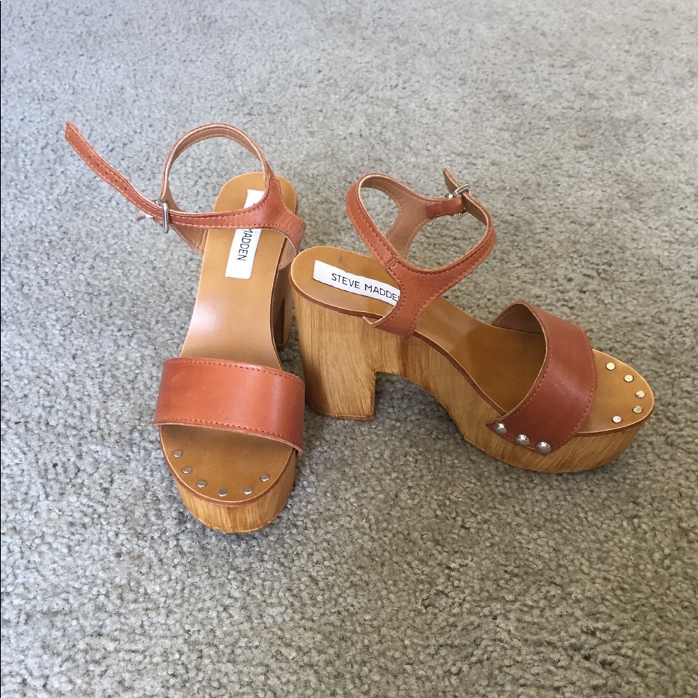 Steve Madden summer platforms!